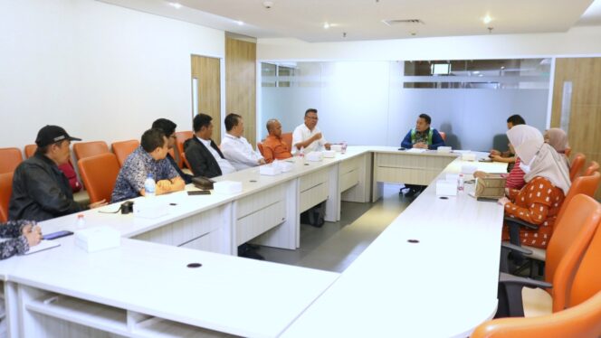 
Forum Pemred diterima Asda 1 Pemprov DKI.