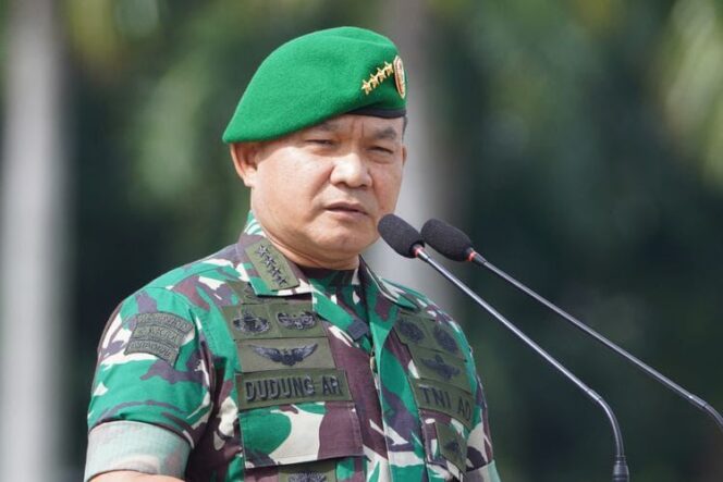 
KSAD Jenderal TNI Dudung Abdurachman Sosok Pemimpin Yang Tangguh dan ispiratif