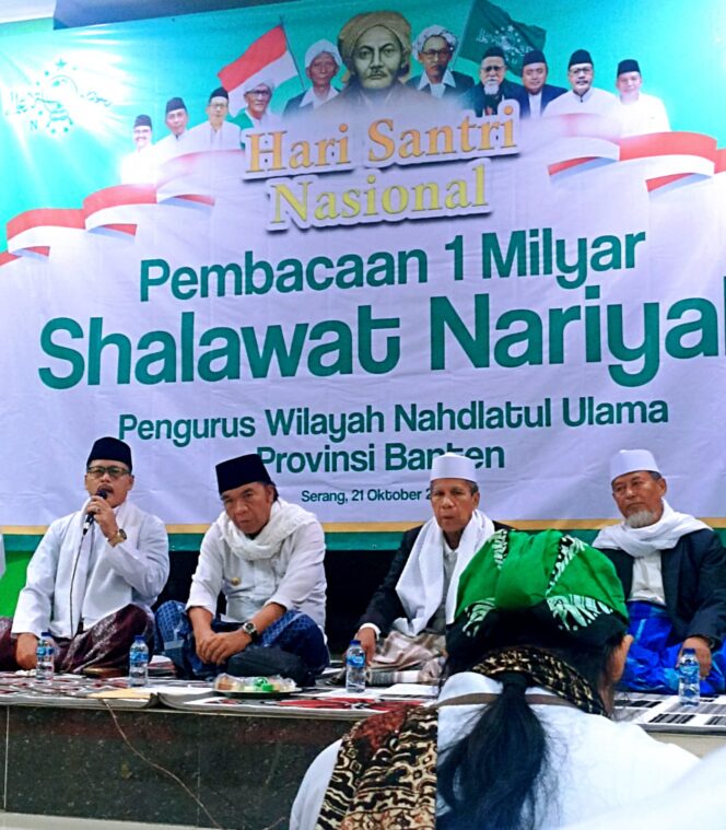 
Pj Gubernur Al Muktabar Ikuti Pembacaan 1 Miliar Sholawat Nariyah PWNU Provinsi Banten