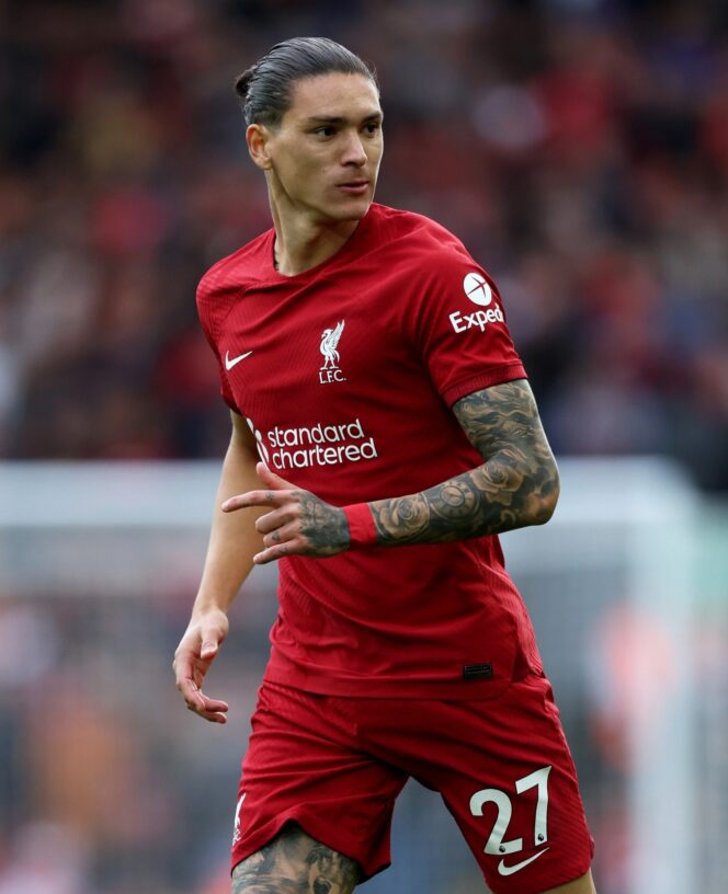 
Darwin Nunez “Pelayan” Salah