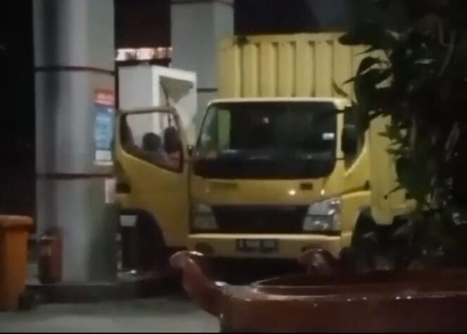 
Dugaan Pembelian BBM Solar Subsidi Berulang Kali, Mobil Modifikasi Dilaporkan ke Polsek Cileungsi