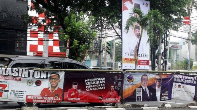 
Catat! Alat Peraga Kampanye di DKI Jakarta