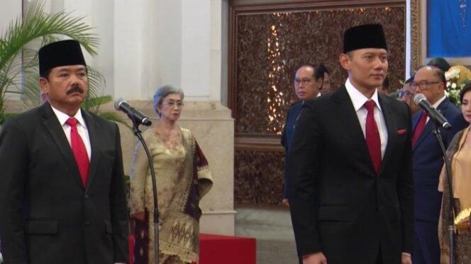 
AHY Resmi Menjadi Menteri ATR/BPN Seusai Dilantik Jokowi