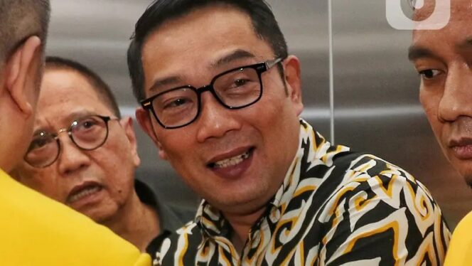 
Ahmed Zaki Iskandar telah disosialisasikan kepada seluruh warga Jakarta sebagai cagub DKI Jakarta dari Golkar sejak lama.