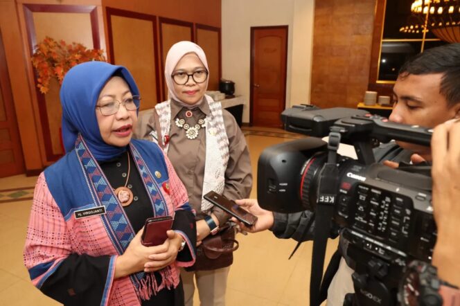 
Buka Forum Perangkat Daerah DP3AKKB Provinsi Banten, Virgojanti Ingkatkan Hal ini