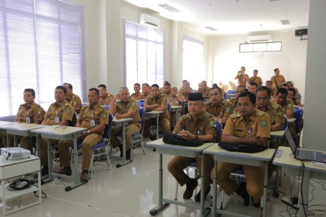 
Lurah di Kota Tangerang Diberi Pelatihan Soal Pertanahan