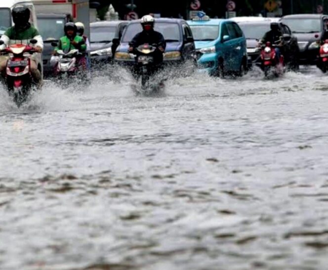 
34 Ruas Jalan di Jakarta terendam Banjir