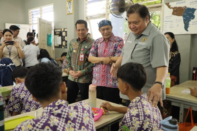 
Di Kabupaten Tangerang Airlangga Hartarto Simulasi Pilot Project Program Nasional SISTARA
