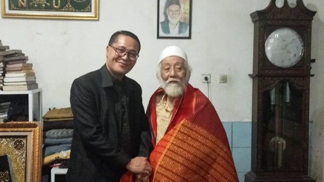 
Pdt Adven Leonard Nababan, D.Min Mengapresiasi Pesan Damai KH.Abuya Muhtadi ‘Pertahankan NKRI’