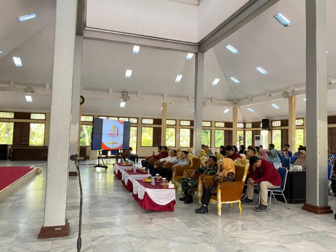 
Dimyati : Kuliah Gratis Program unggulan Saya