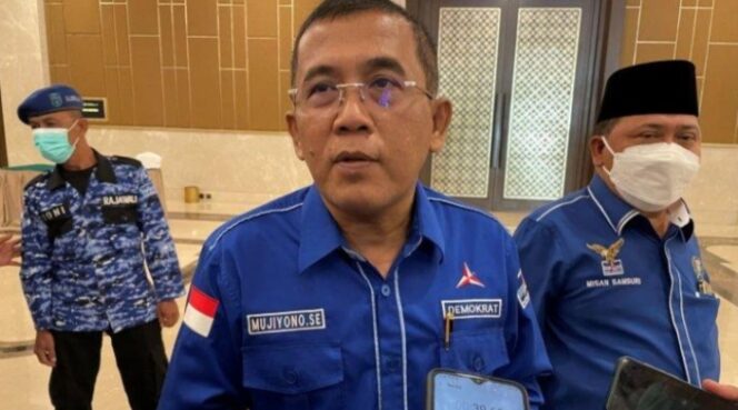 
Demokrat Tetap Ngotot Usung Heru Budi