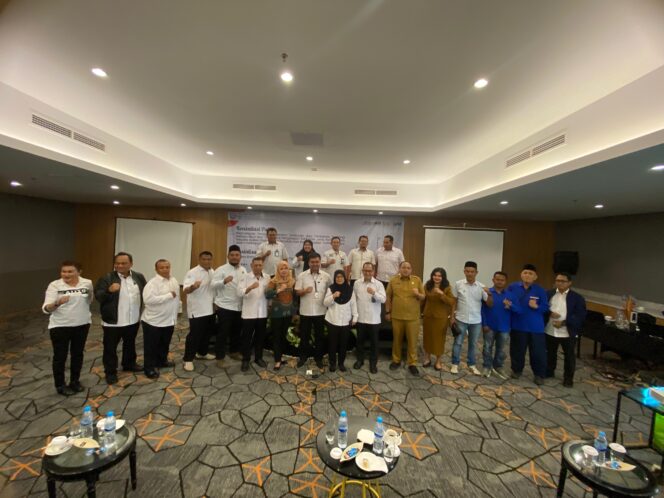 
KKP mengundang Ketua DPD HNSI SUMUT dalam Acara Konsultasi Publik Rancangan PERMENKP dan Sosialisasi Proses Bisnis Level 3