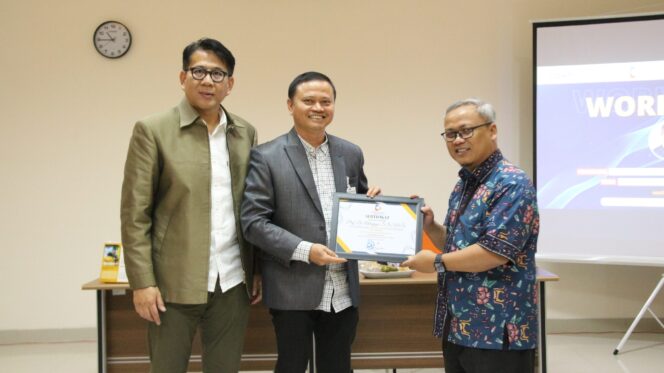 
Kunjungan Rektor Telkom University ke Global Institute,Tingkatkan Tata Kelola Perguruan Tinggi Unggul