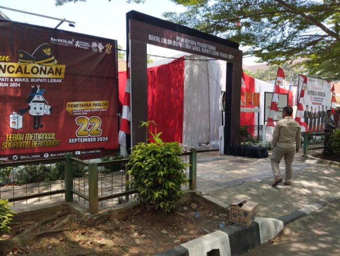 
Belum Ada yang Daftar ke KPU Lebak, Hari Pertama