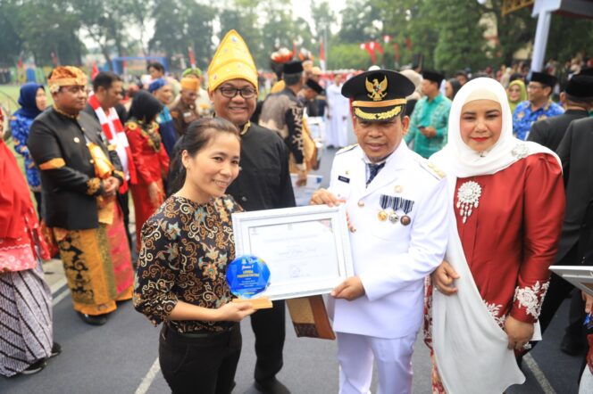 
Pemkot Tangerang Beri Penghargaan pada Pelaku UKM