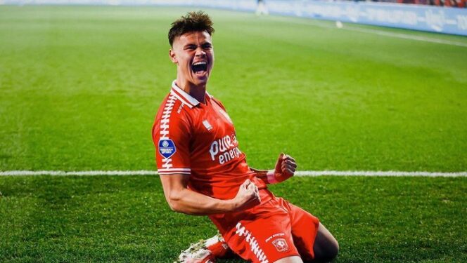 
Naturalisasi Mees Hilgers & Eliano Dipercepat