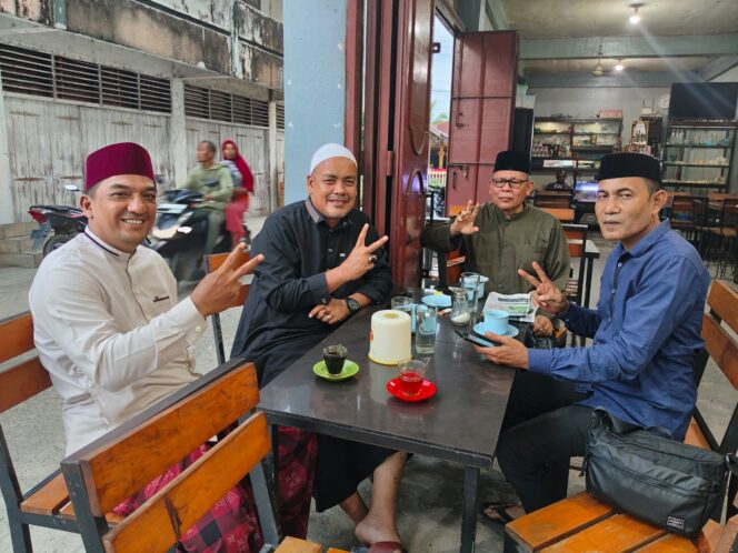 
Waled Bayu Dukung Penuh Maklumat Abu Paya Pasi, Dukung Penuh Mualem – Dek Fad