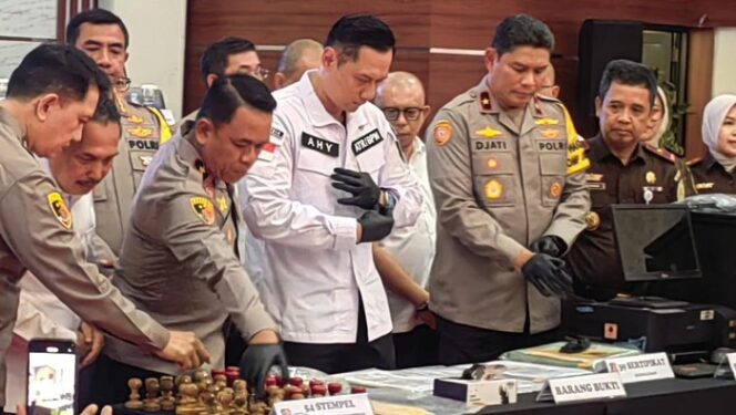 
Mafia Tanah di Jalur MRT