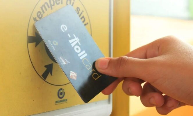 
Netizen Dikejutkan Kartu e-toll Kadaluwarsa