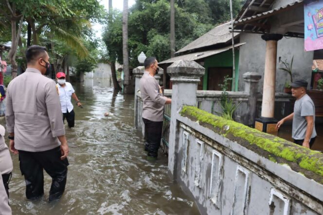 
340 KK Terdampak Banjir di Tangsel