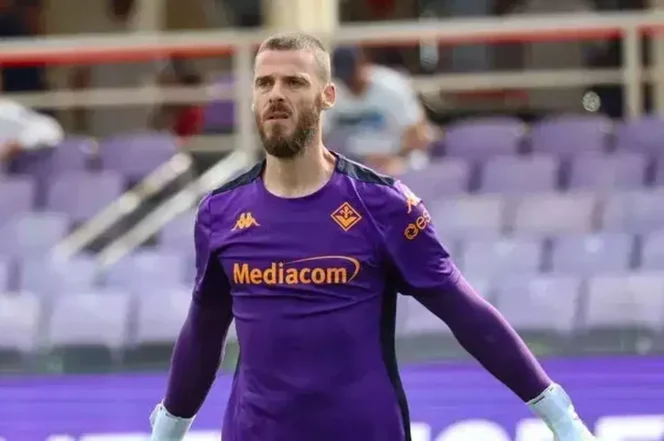 
Fiorentina Siap Perpanjang Kontrak David de Gea Dengan Kenaikan Gaji Signifikan
