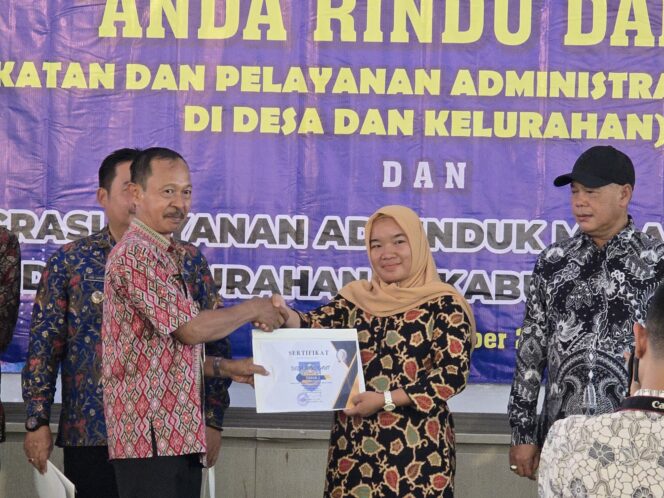 
Pemkab Tegal Luncurkan Layanan Kependudukan untuk Mudahkan Akses Pelayanan Publik