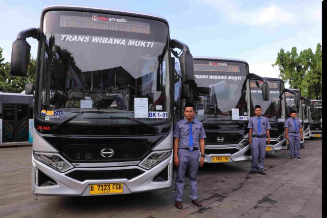 
Peluncuran Bus Trans Wibawa Mukti