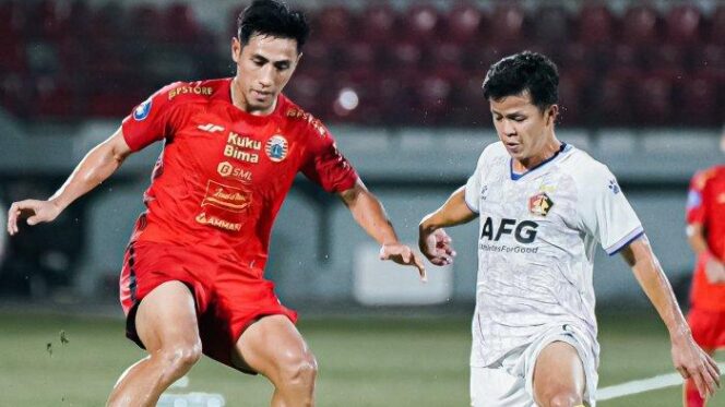 
“Macan Kemayoran” Sikat Persik