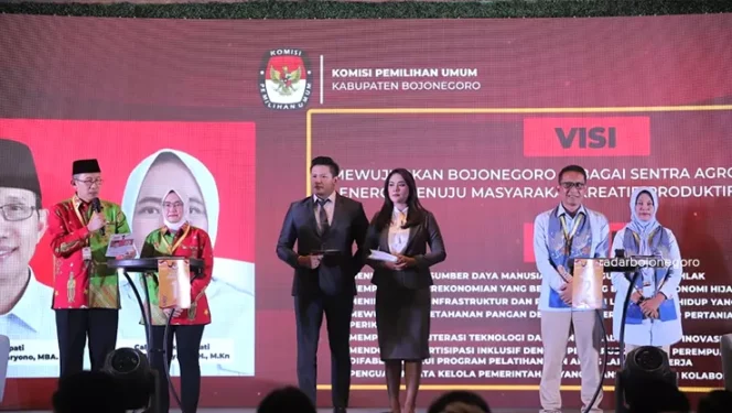 
Paslon Pilkada Terima Dana Kampanye Rp 3,8 Miliar