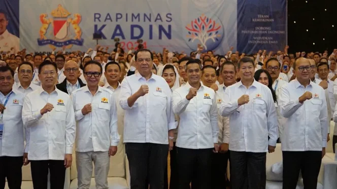 
Pengukuhan Dewan Pengurus Kadin Indonesia