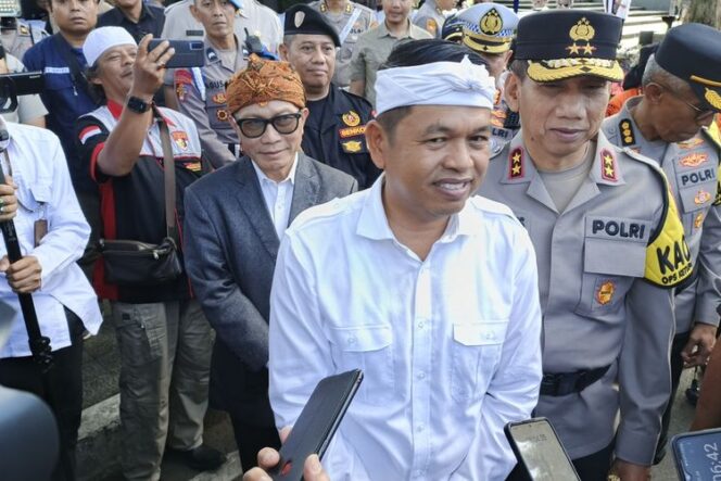 
Hentikan Operasional Angkutan Tradisional, Pemprov Jabar berikan Kompensasi