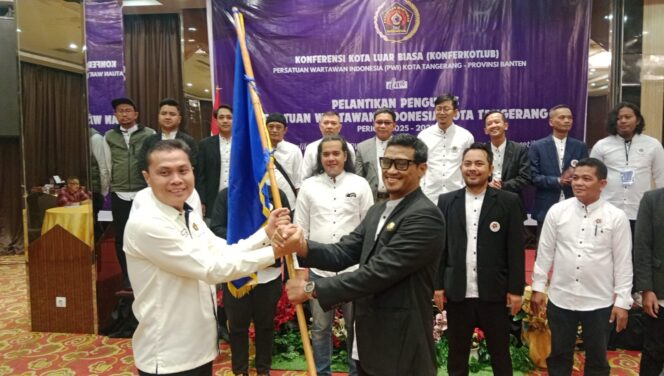 
Pengurus PWI Kota Tangerang Periode 2025-2028 Dilantik