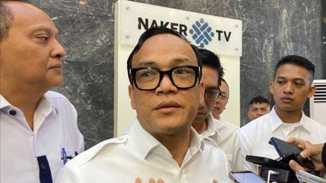 
Wamenaker & Pengusaha Industri Mitigasi kasus PHK