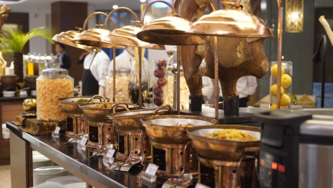 
Silaturahmi Ramadan: Hotel Santika Premiere Bintaro Adakan Royal Iftar Bersama Mitra