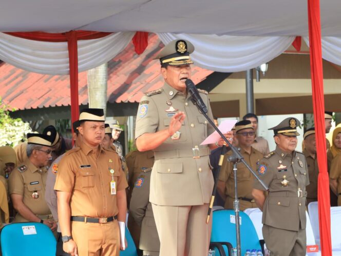 
Bupati Tangerang Ajak Satpol PP, Satlinmas, dan Damkar Tingkatkan Pengabdian untuk Perlindungan Warga