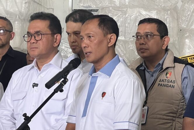 
Satgas Pangan Ancam Tindak Tegas Pengusaha Beras Nakal: Kerugian Capai Rp99 Triliun