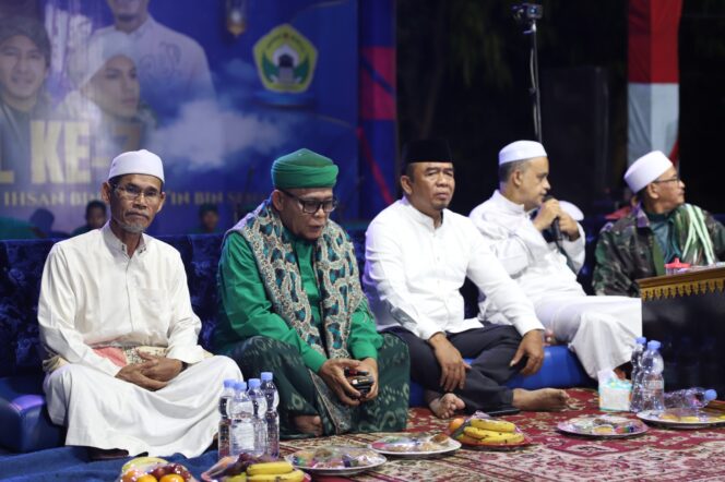 
Ribuan Jemaah Padati Haul ke-7 KH. Ahmad Ihsan di Kota Tangerang