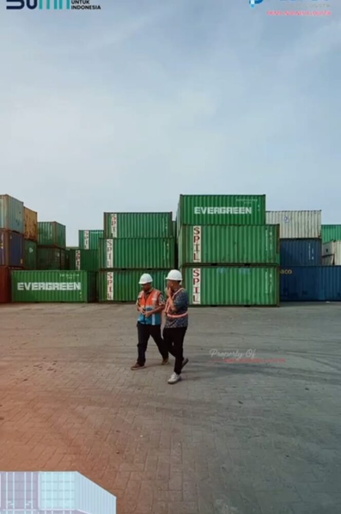 
Dirut PT PIL Tinjau Langsung Kondisi Depo Container di Belawan