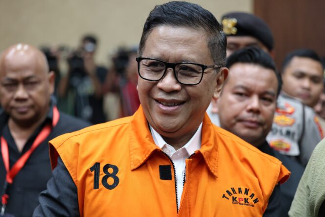 
Bukti Jaksa Kuat, 7 Tahun buat Hasto?