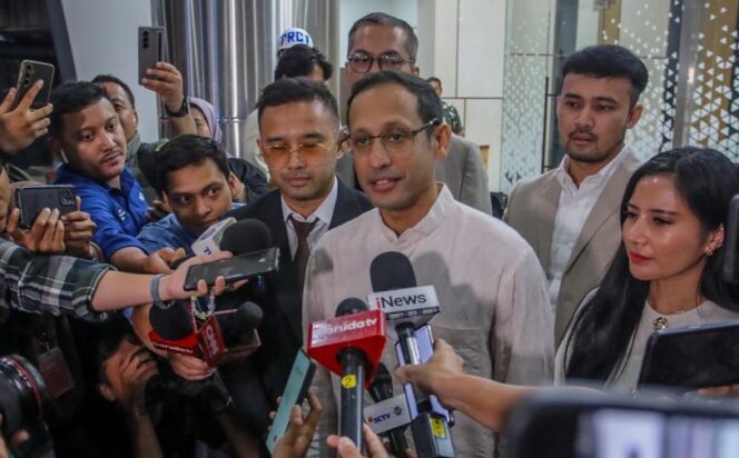 
Nadiem Makarim Diperiksa 9 Jam di Kejagung