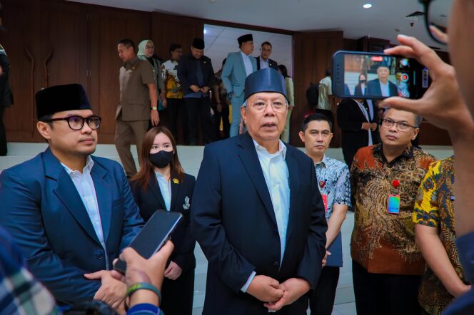 
Pemkot Tangsel Ajukan Revisi APBD 2025, Fokus pada Banjir, Pendidikan, dan Gaji PPPK