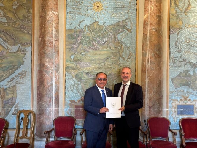 
Dubes RI untuk Italia Kerjasama dengan UNIDROIT