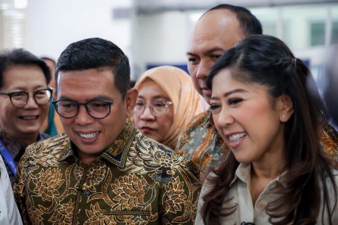 
Perintah Wapres Diabaikan, Meutia Hafidz Lupa Asalnya dari Wartawan?