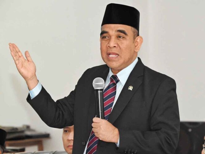 
Ketua MPR Dukung Gubernur Dipilih Presiden