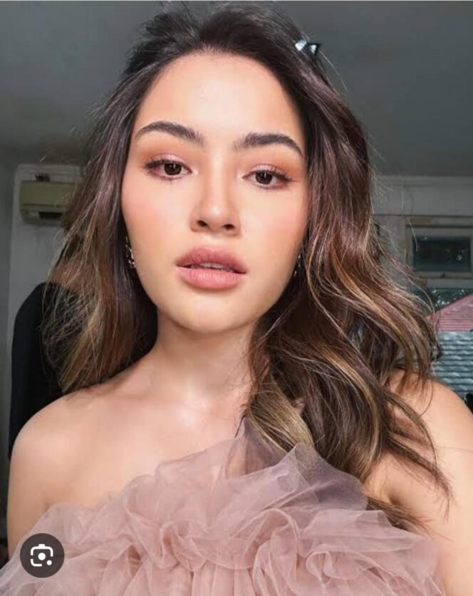 
Sosok Nicole Parham “Ipar Pelakor”