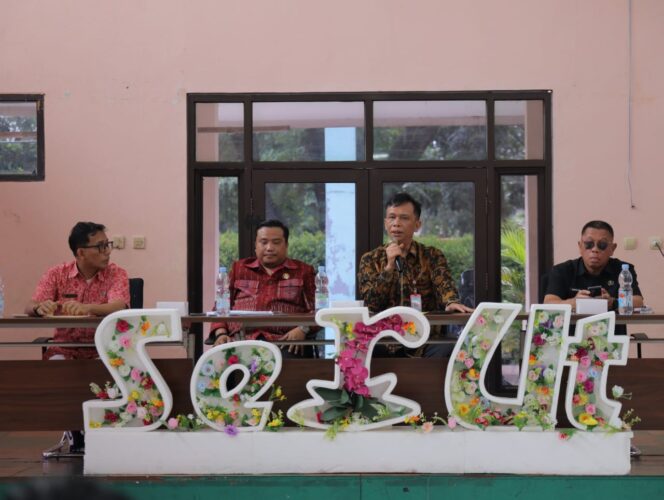 
Mudahkan Masyarakat Pencari Informasi Kerja, Pemkot Tangsel Sosialisasikan Portal Digital Anti Nganggur