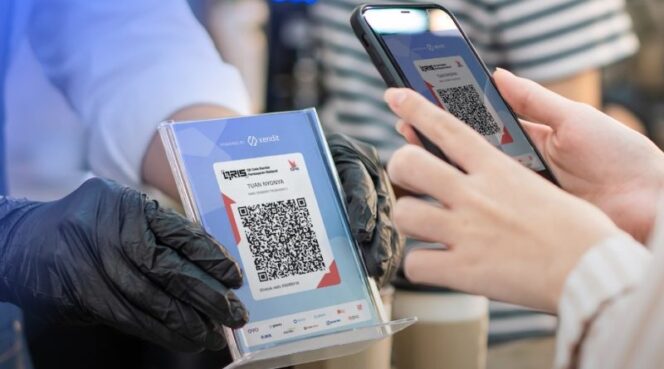 
QRIS Bank Mandiri Bisa Buat LRT