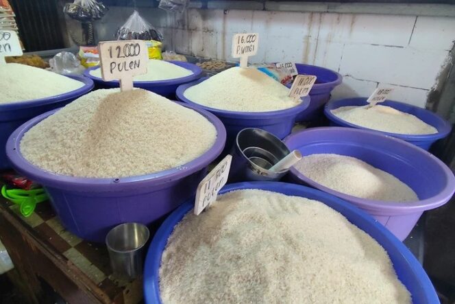 
Harga Beras Turun di 152 Kota/Kabupaten