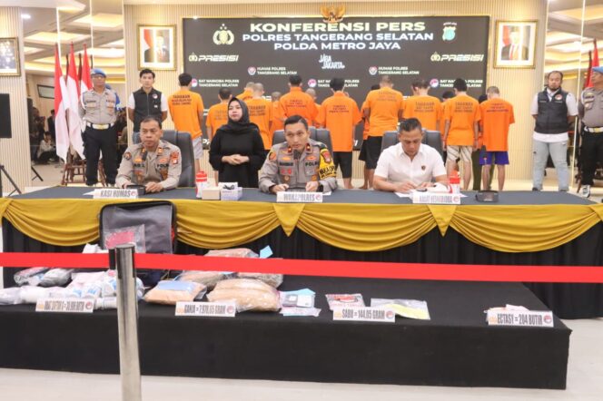 
Polres Tangsel Ungkap 13 Kasus Narkoba dan Peredaran Obat Keras Selama Oktober–November 2025