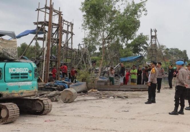
Tambang Ilegal Rugikan Negara Rp12,9 Triliun Disegel